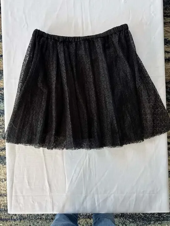 Elle Black Pleated Lace Mini Skirt with Elastic Waistband - Picture 3 of 5